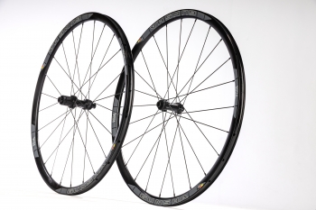 Gunsha Laufradsatz TERRA FLOW  622x21 ab 1358 Gr. klassisches Profil